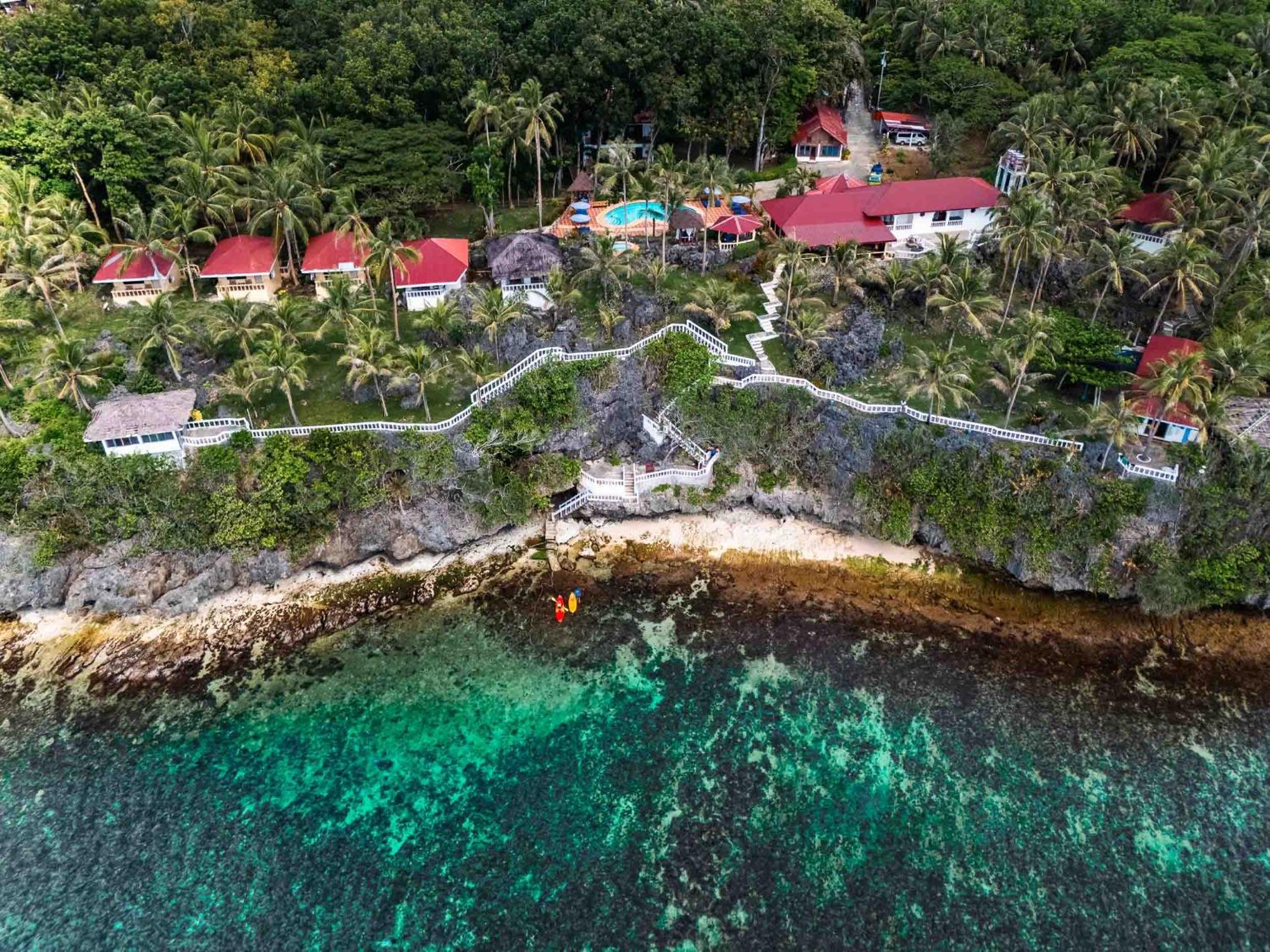 Blue Star Dive And Resort Анда Екстер'єр фото