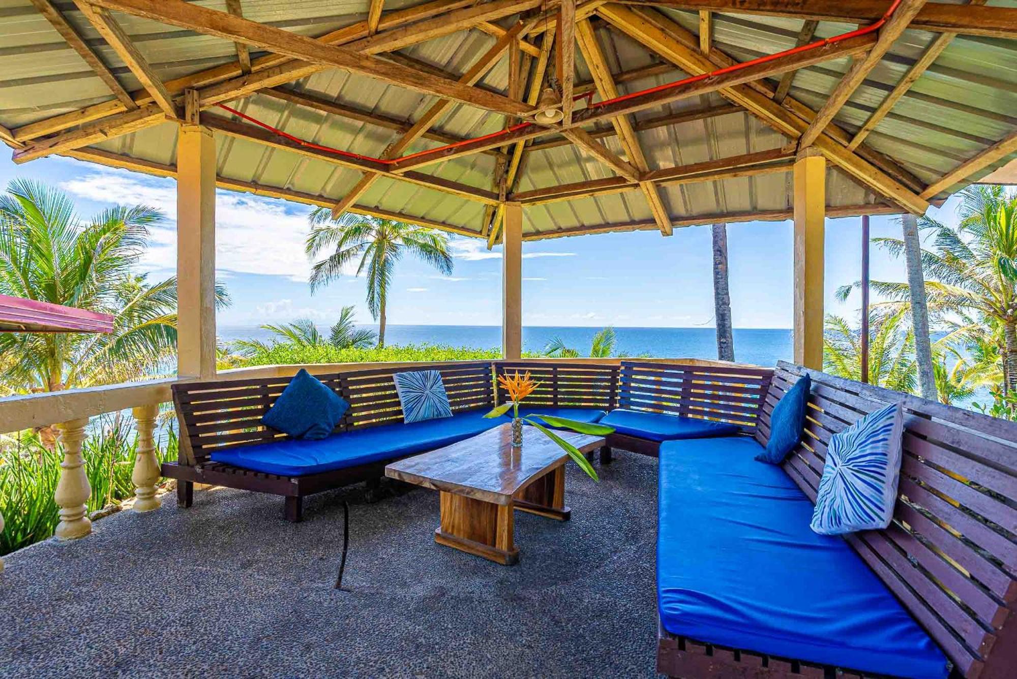 Blue Star Dive And Resort Анда Екстер'єр фото