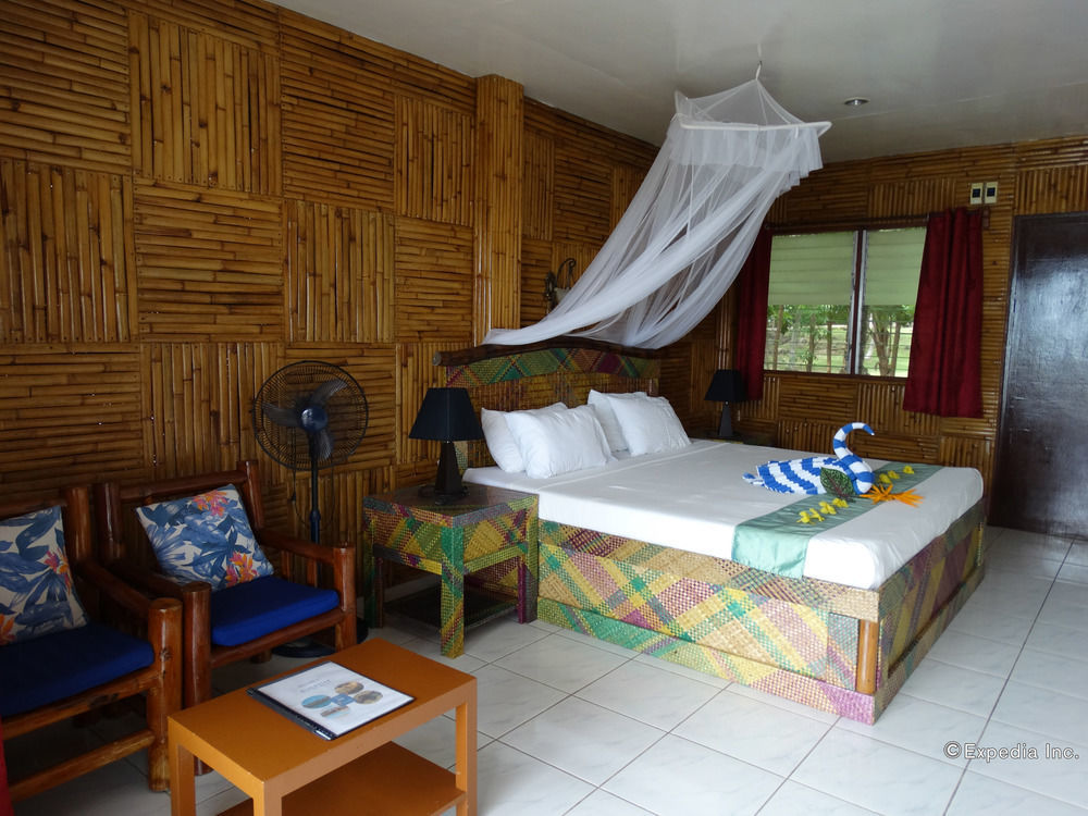 Blue Star Dive And Resort Анда Екстер'єр фото