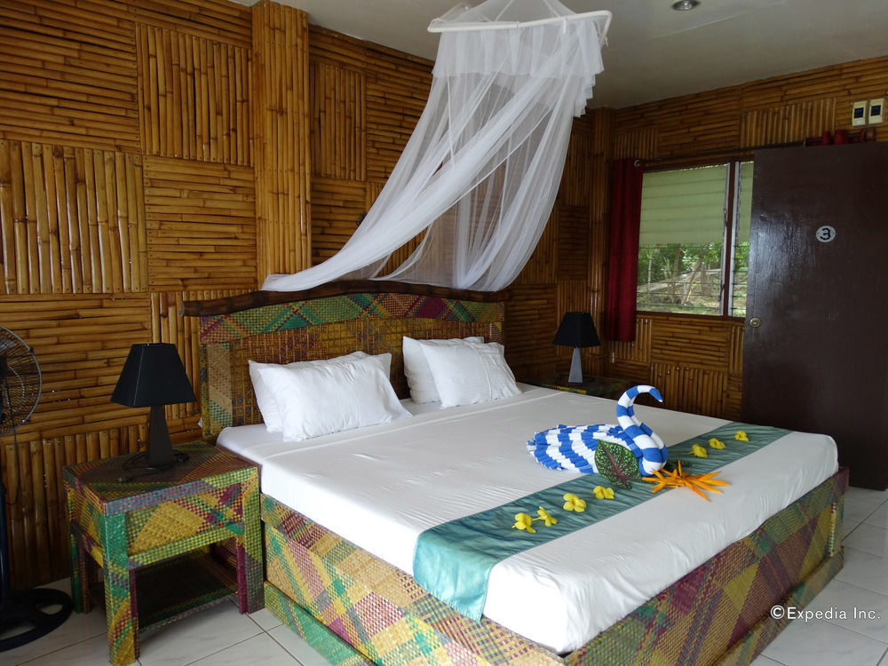 Blue Star Dive And Resort Анда Екстер'єр фото